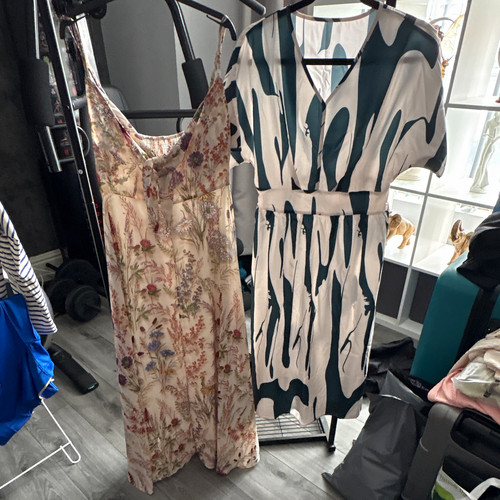 Both dress size medium - v&t,