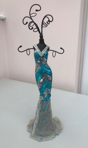 Vintage mannequin jewellery - mannequin,