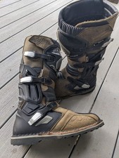 motorcycle boots | Forma TERRA