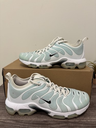 Nike air max plus - air, tuned