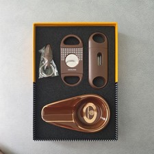 Cigar set cutters and ash tray 