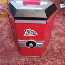 Ryan's World Shadow Warrior Storage Box, Plus 6 Figures