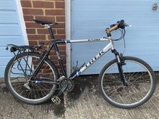 Trek 6500 SLR Hybrid Bike *small Issue with Pedal Spindle*