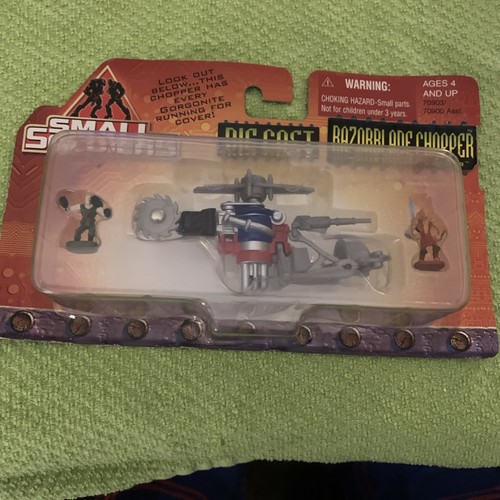 Kenner small soldiers - small,