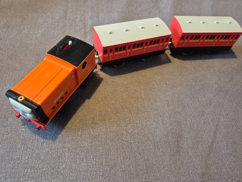 Rusty tomy trackmaster - -,