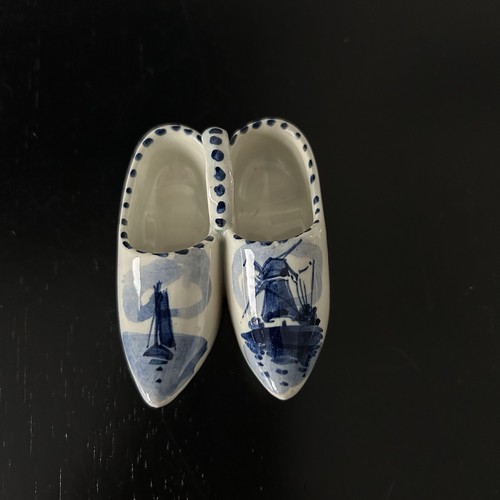 Miniature pair connected - pair, of