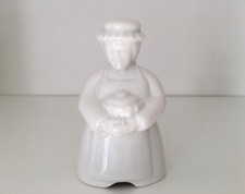 Vintage Pie Funnel Vent