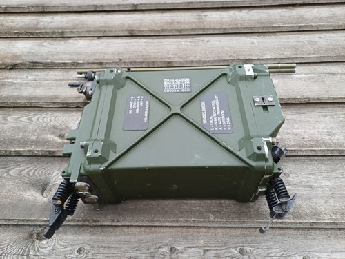 Clansman military radio prc351 - radio,
