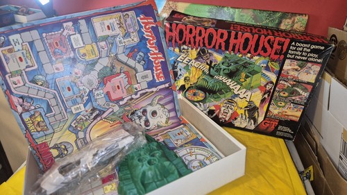 Horror house board game - house,