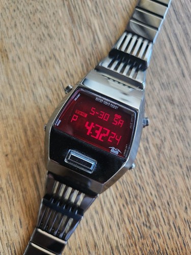 Seiko alba darth vader - seiko, black