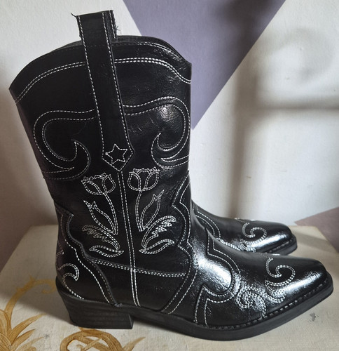 Women black boho western - black,