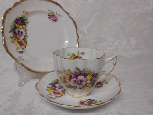 Antique victoria bone - antique,