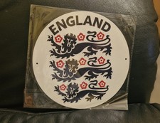 England 3 Lions Crest Tin Sign