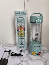 Nutribullet Portable Blender 475ml To-Go-Lid, Magenta, Powerful extractor blade