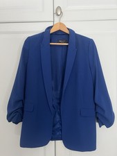Marks And Spensers Women’s Suit Set. Relaxed Fit Blazer And Slim Fit Trousers.