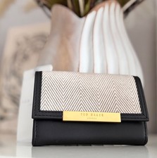 Ted Baker 🎀 TASHI