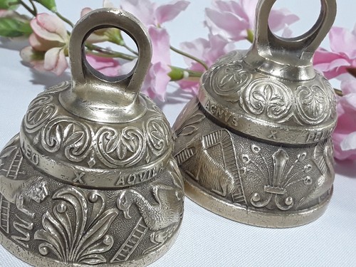 Pair vintage metal - pair,