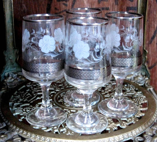 Engraved liqueur glasses - engraved,