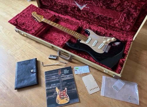 Fender stratocaster 2020 - fender,