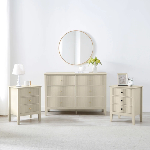 Large drawer chest - chest, of