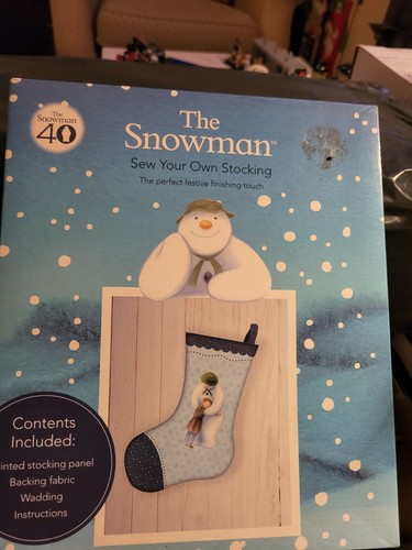 Raymond briggs snowman sew - snowman,