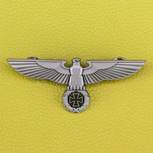 Wwii german army eagle medal - german,