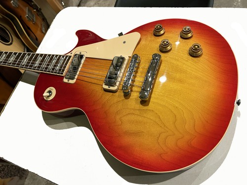 Gibson les paul deluxe - gibson,
