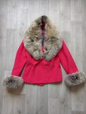Fur set collar with cuffs made