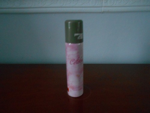 Avon celebre perfumed body - celebre,