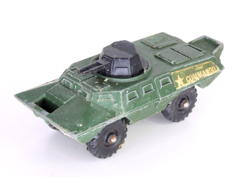 Corgi commando v100 - v100, toy