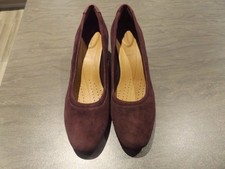 Ladies Aubergine Suede Clarks