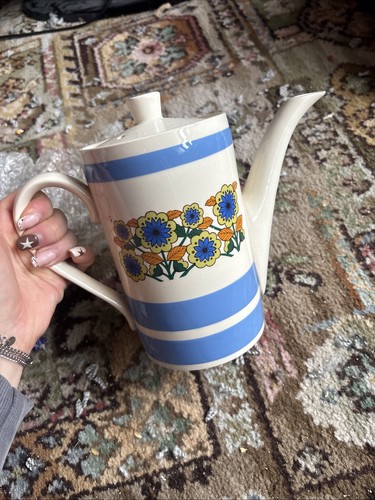 This vintage 1970s - is,