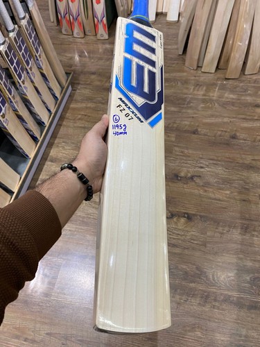 Maxxum cricket bat - em,