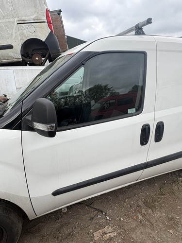 Vauxhall combo d - 11-17,
