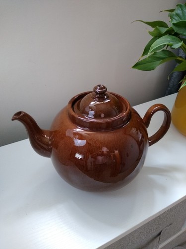 Brown betty teapot - brown,