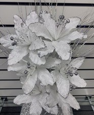 White Bunch Of 6 Artificial Flowers With Sliver Bloomer For Vase