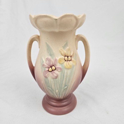 Hull pottery vase iris - hull,