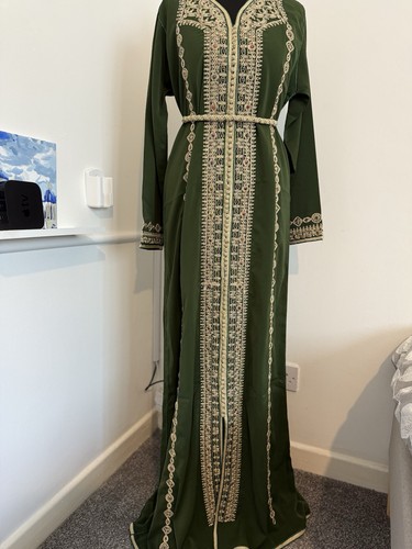 Green moroccan jalabiya kaftan - green,