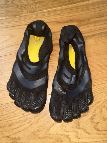Vibram fivefingers black - fivefingers,