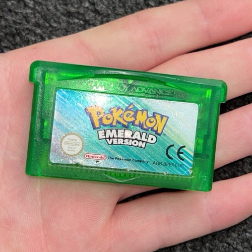 Nintendo pokémon emerald - nintendo,