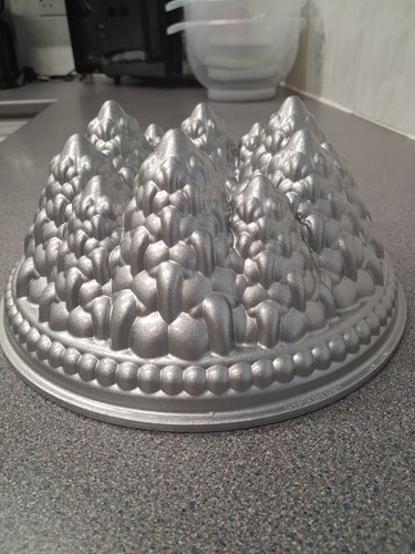 Nordic ware pine forest - ware, bundt
