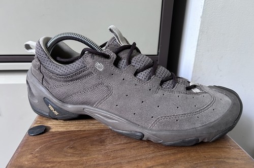 Teva walking shoes size 8 - size, 8.5
