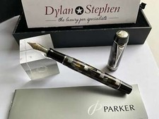 Parker Duofold Centennial Green Checkered fountain pen 18K medium gold nib NEW