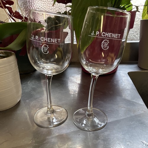 Chenet clear logo - j.p.,