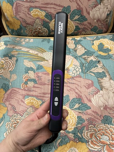 Nicky clarke frizz control - clarke,