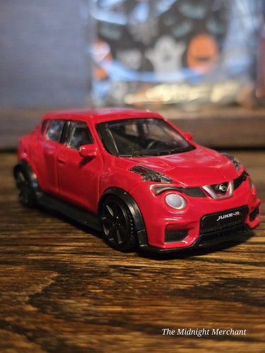 Bburago scale nissan - 1/43,