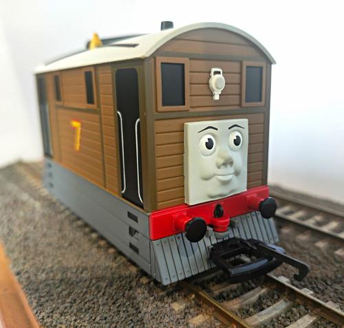 Hornby gauge thomas - hornby, oo