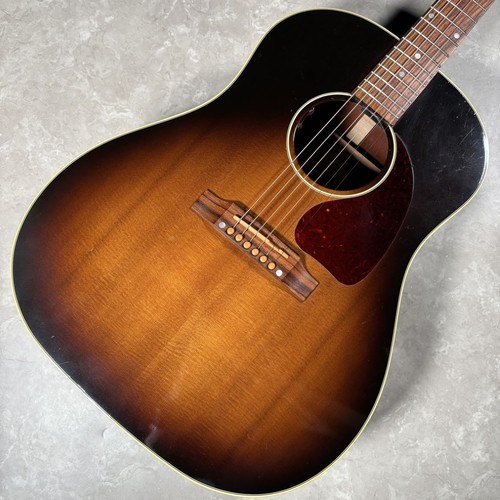Gibson standard acoustic - j-45,