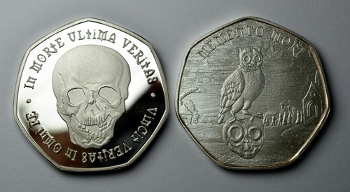 Brand new memento mori silver - new,