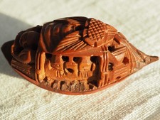 ANTIQUE CHINESE CARVED NUT HEDIAO CARVED WALNUT